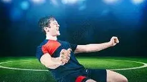 邓志慧女教师英勇救少年，温馨拥抱融化绝望坚冰